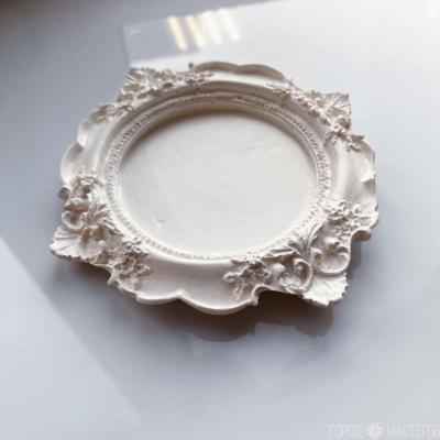 Блюдце в винтажном стиле