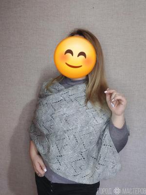 Вязаный палантин