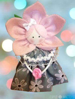 Интерьерные куколки-цветочки из фетра ручной работы. - 3