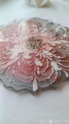 Подставка из эпоксидной смолы