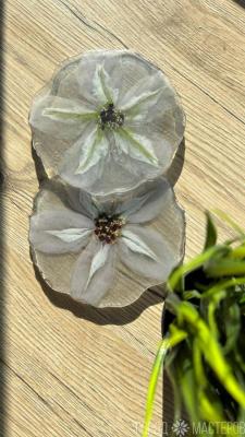 Подстаканник Цветок яблони из эпоксидной смолы - 3